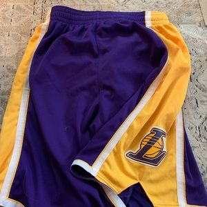 LOS ANGELES LAKERS team shorts